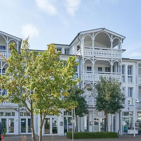 Mit Balkon Und Fitnessbereich In Daire